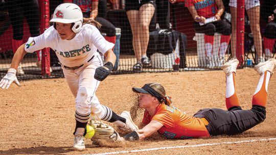 Cardinals swept by Neosho County in final tune-up Cardinals swept by Neosho County in final tune-up
