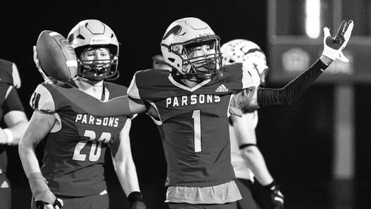 Four picks power Parsons in Week 6