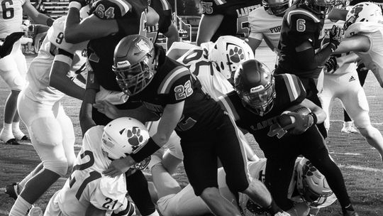 Grizzlies bounce back, blast Fort Scott