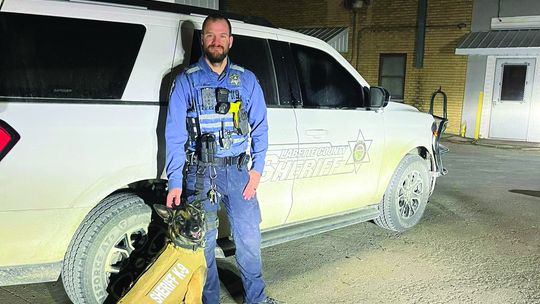 Labette County Sheriff K-9 recieves body armor donation
