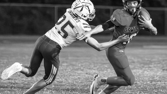 Oswego runs away from St. Paul