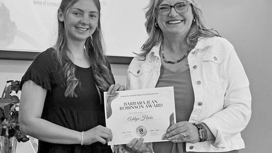 Soroptimists present awards to local women
