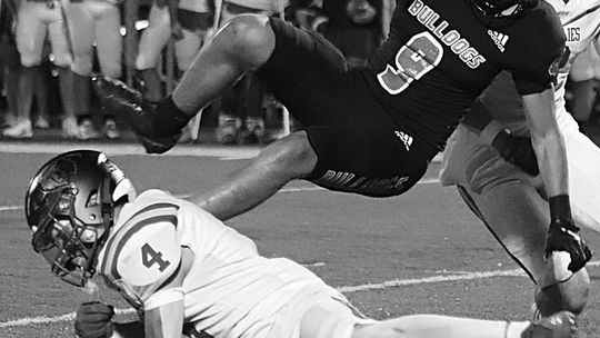 Turnovers foil Labette County