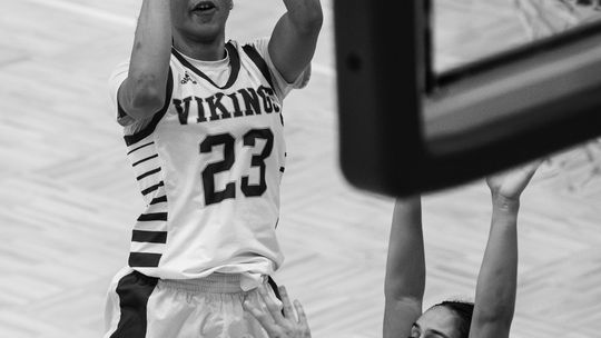 Vikings grab first win over Collegiate