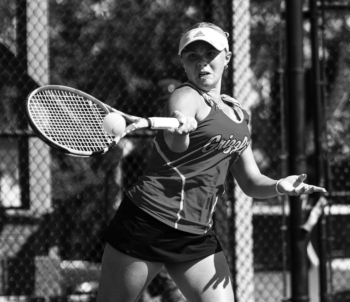 Ball, Pearson earn state bids at tennis regionals