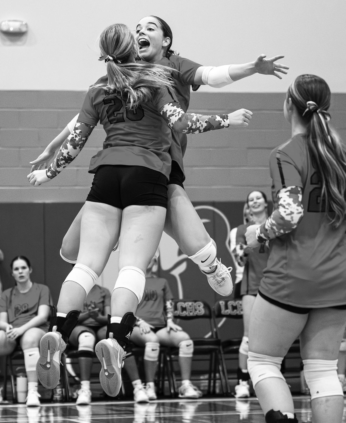 Grizzlies win two on senior night