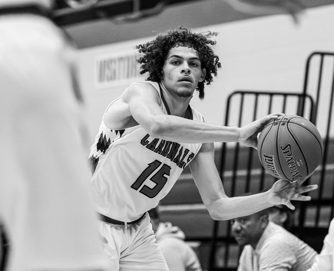 Labette men dispatch two JVs to move to .500 Labette men dispatch two JVs to move to .500