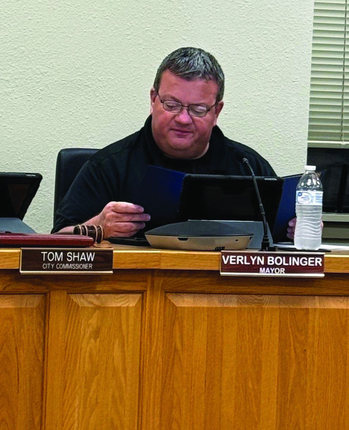 Mayor Bolinger declares Dec. 2 as Giving Tuesday in Parsons