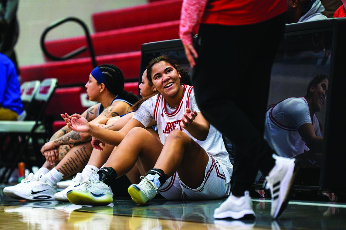 Shorthanded Labette beats Metro-Penn Valley Shorthanded Labette beats Metro-Penn Valley