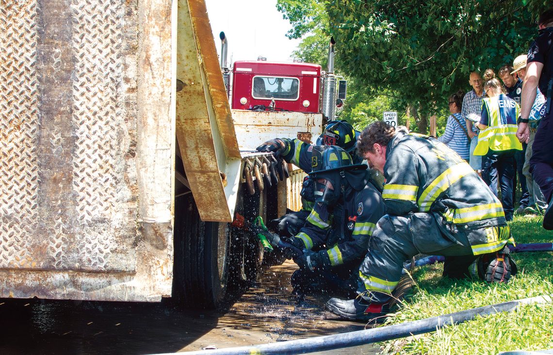 TIRES ON TRAILER CATCH FIRE