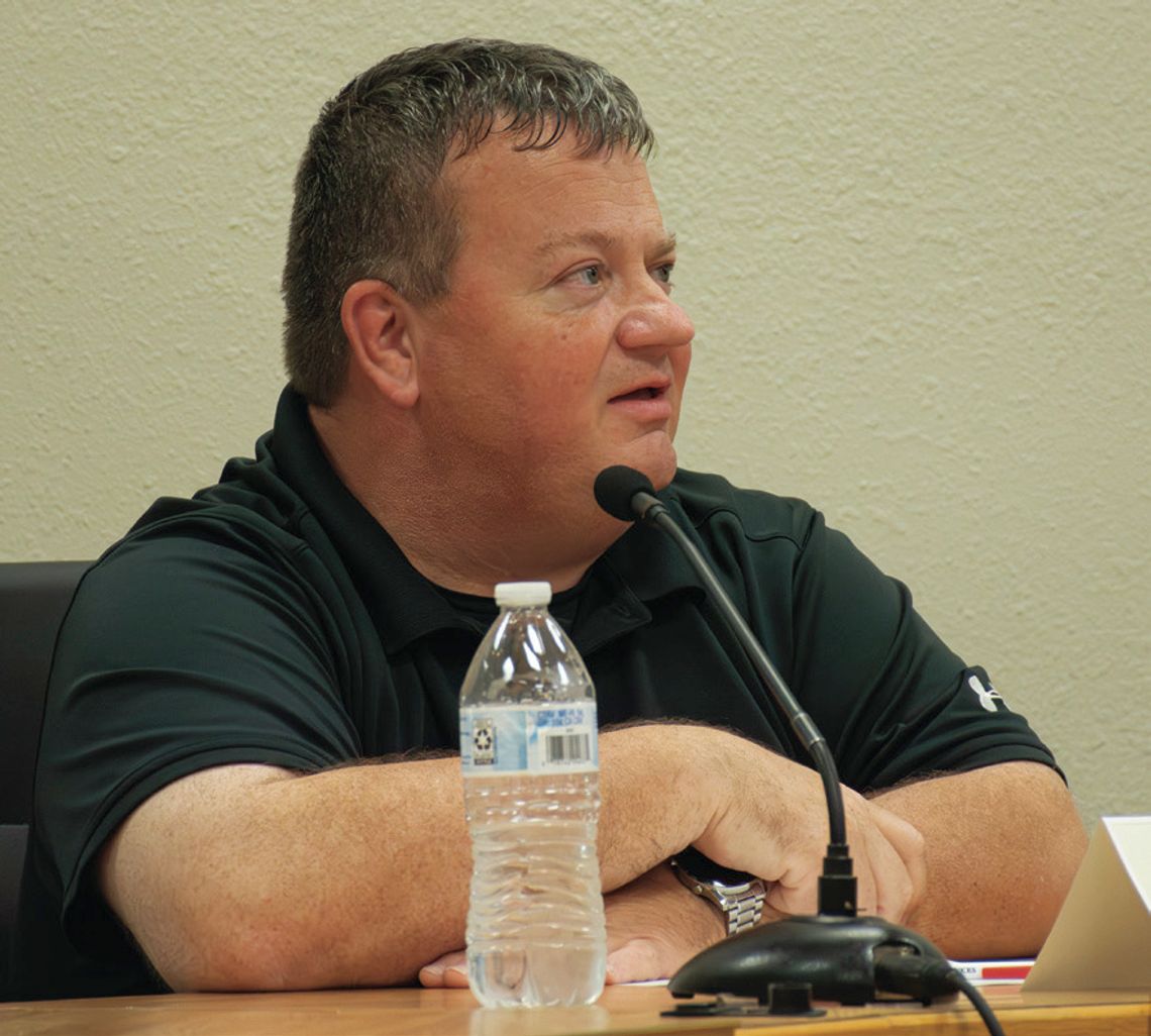 Two city commissioners discuss housing, water and accomplishments during candidate forum Two city commissioners discuss housing, water and accomplishments during candidate forum