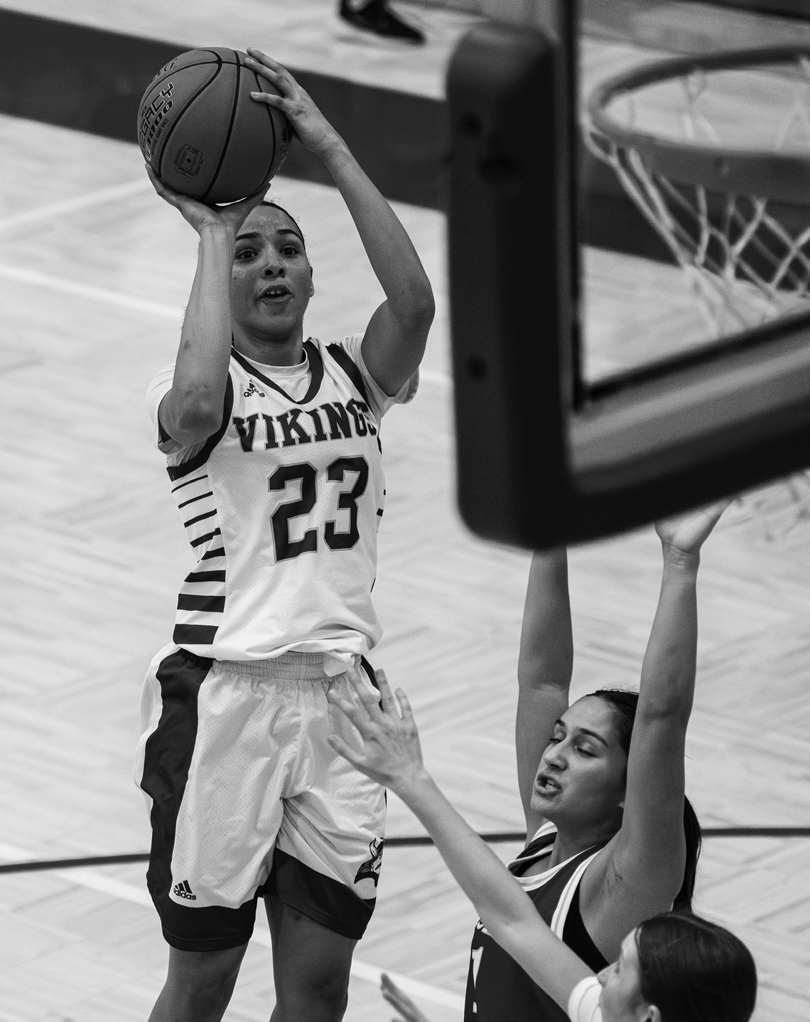 Vikings grab first win over Collegiate